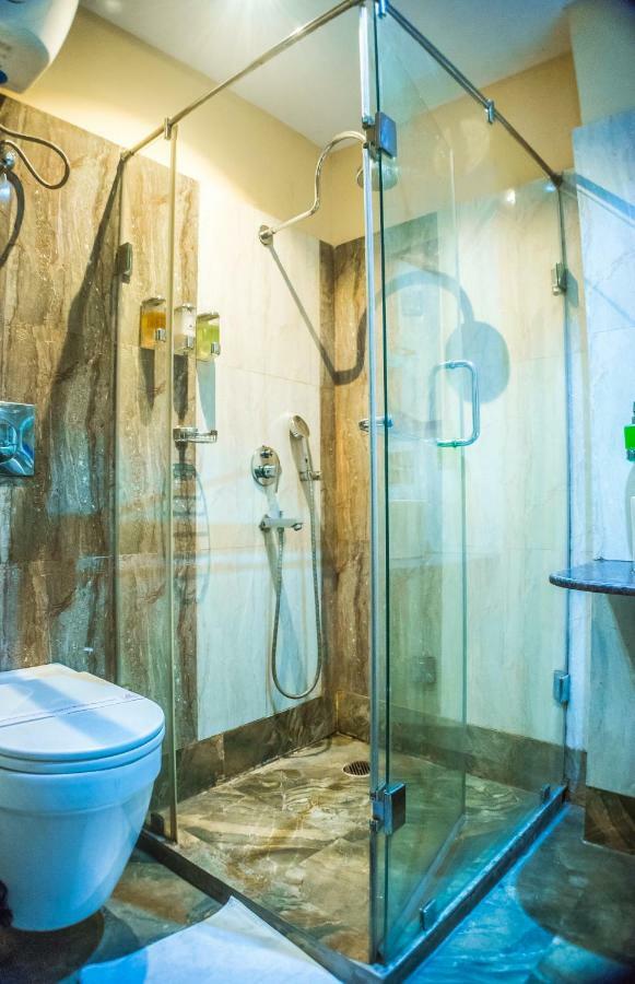 כלכותה The Majestic Suites חדר תמונה